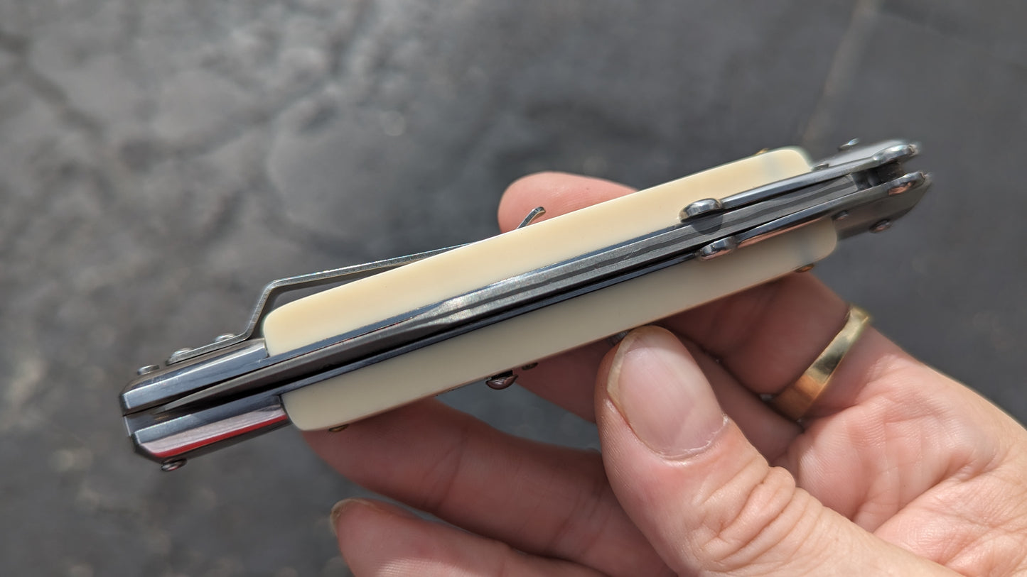 AKC WORLD ITALY 9" FAUX IVORY DAMASCUS SWINGUARD BOXED SET