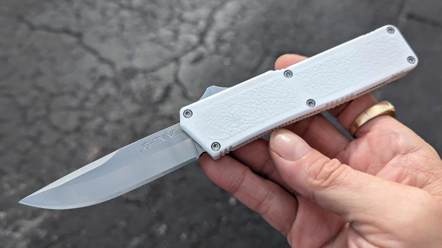 TAIWAN LIGHTNING OTF PLAIN EDGE DROP POINT WHITE