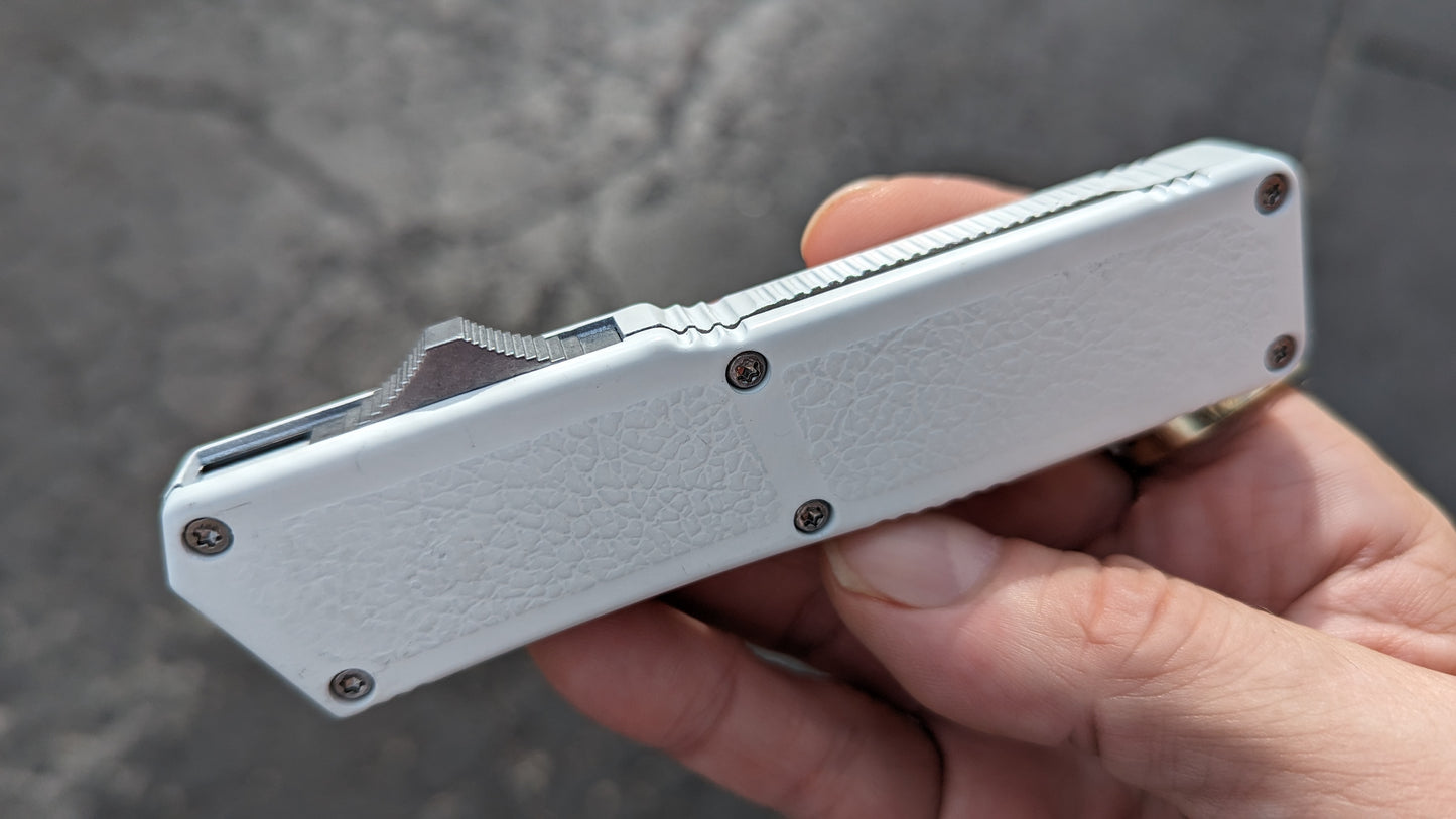 TAIWAN LIGHTNING OTF PLAIN EDGE DROP POINT WHITE