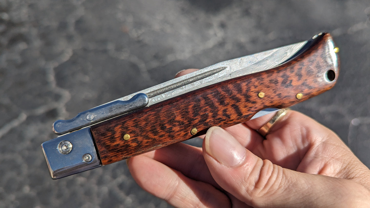 AKC WORLD 11" ROMA DAMASCUS SNAKEWOOD SWINGUARD