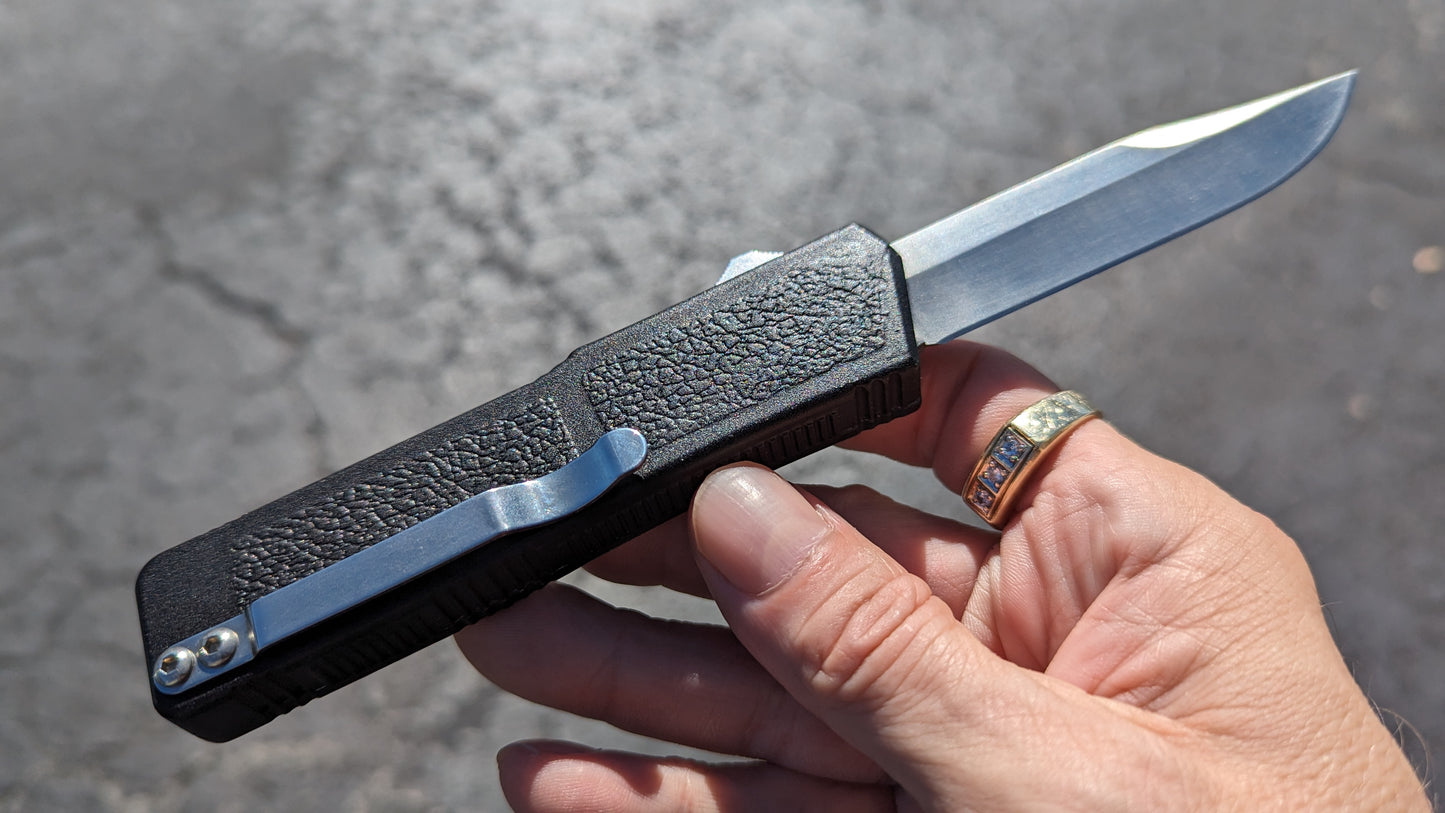 Black Lightning OTF Knife Stainless Clip Point