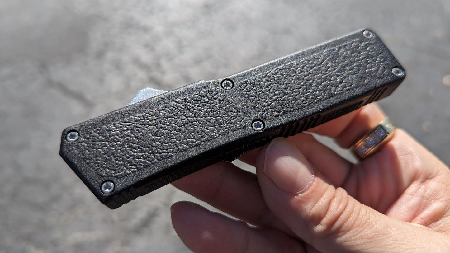 Black Lightning OTF Knife Stainless Clip Point