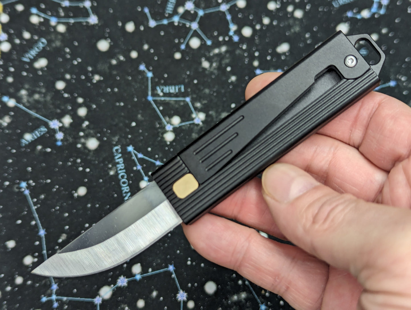 EDC D2 KEYRING GRAVITY UTILITY KNIFE BLACK
