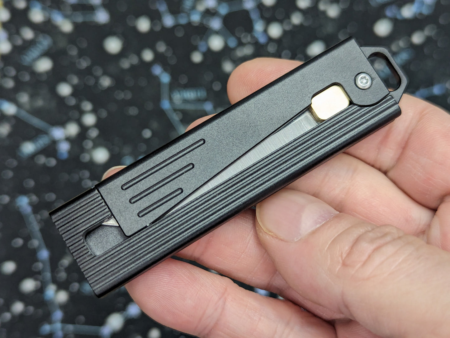 EDC D2 KEYRING GRAVITY UTILITY KNIFE BLACK