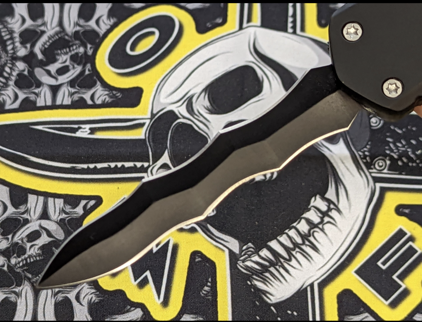 9" Tactical Kris Blade Dual Action OTF Knife