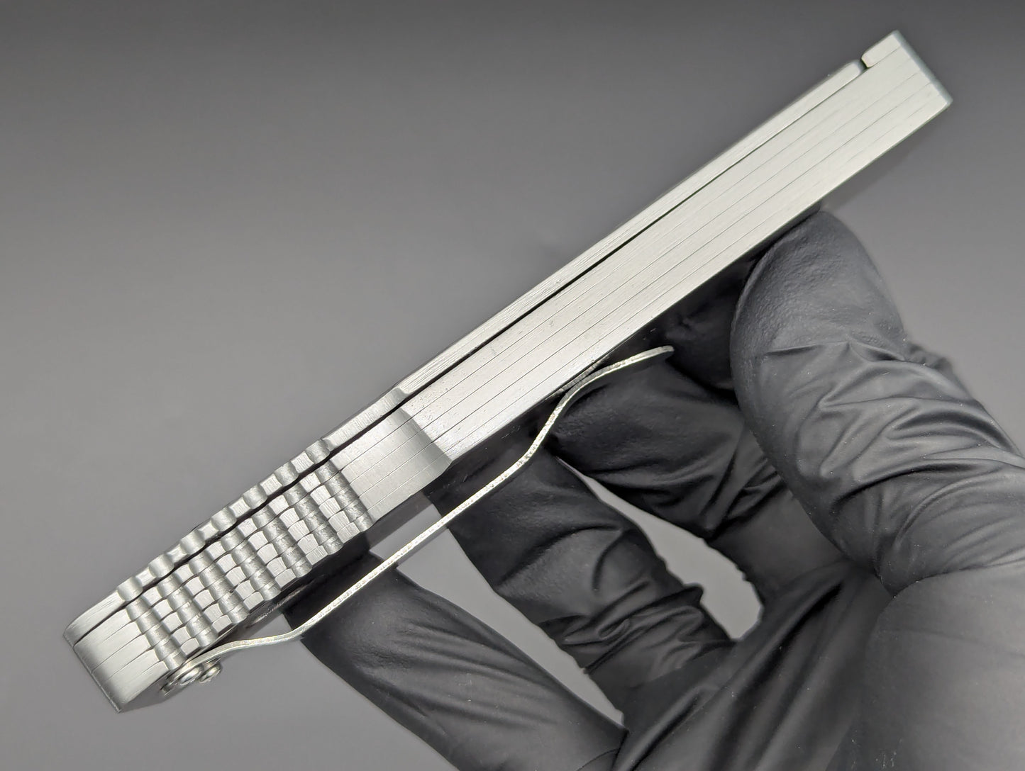 Large Clip Point Single Edge Gravity Knife