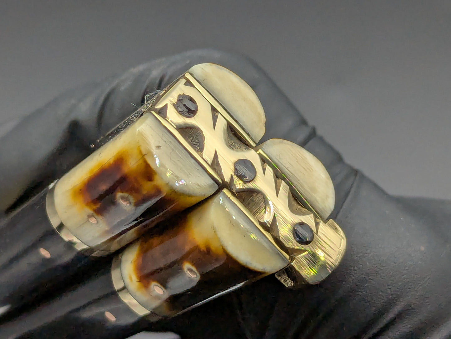 11.25" CARVED EAGLE 2-TONE SCALE BRASS FHM BALISONG MANILA BLADE