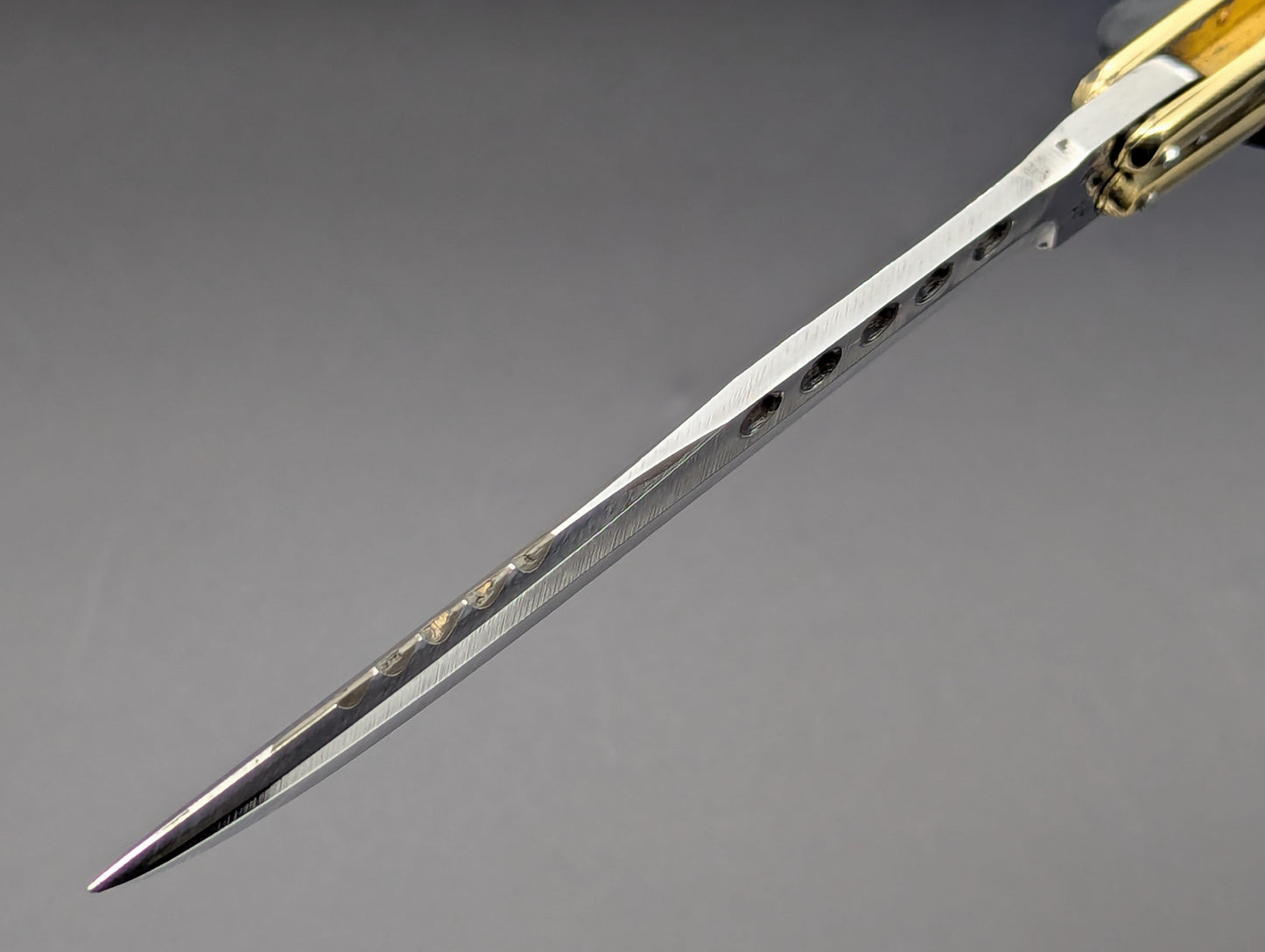 29 CM OL RAMBO TRADITIONAL FHM BRASS BALISONG