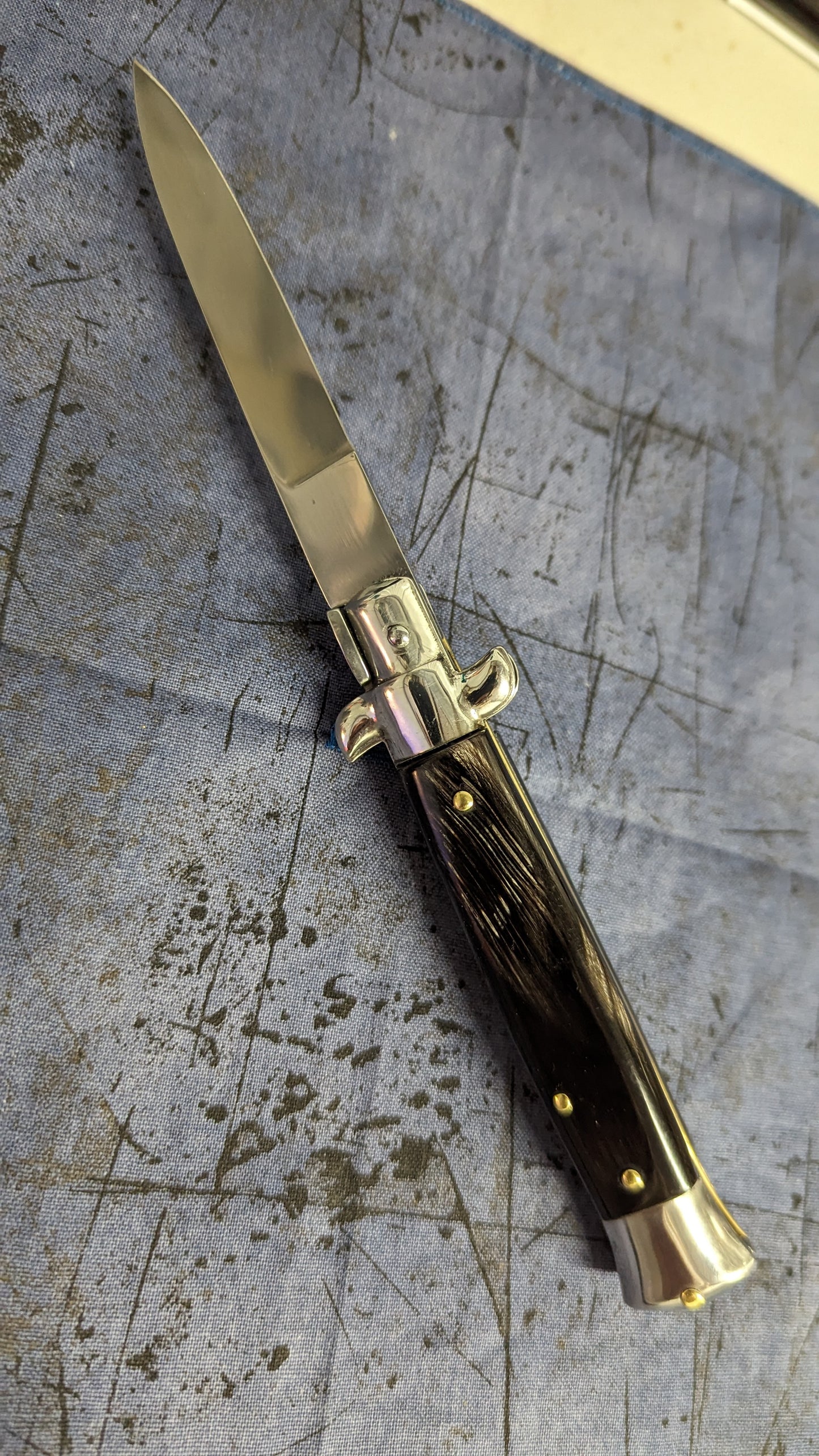 8" OL Buffalo Horn Flat Grind Handmade Italian Stiletto 1