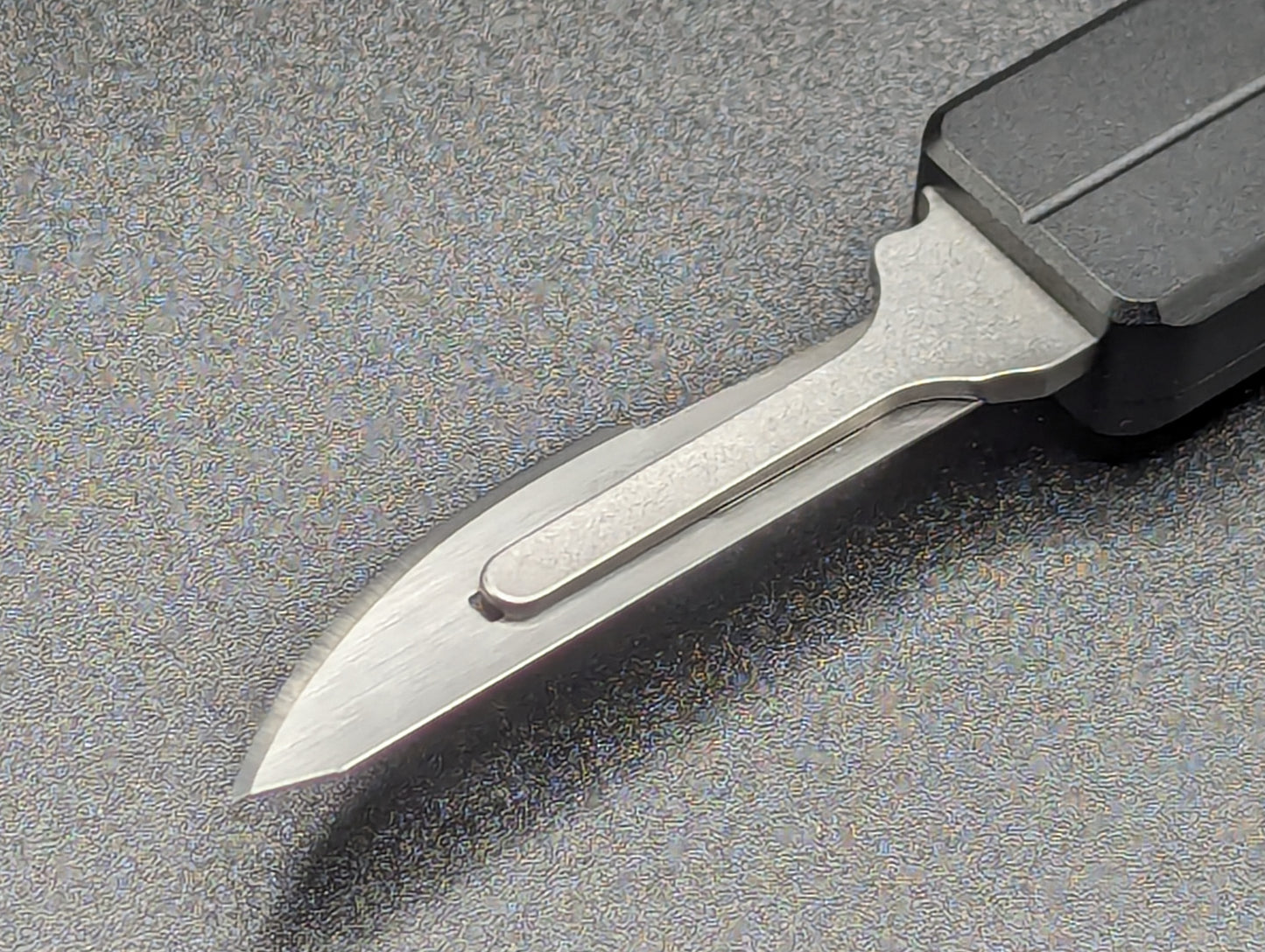5.25" MINI D/A OTF SCALPEL KNIFE BLACK