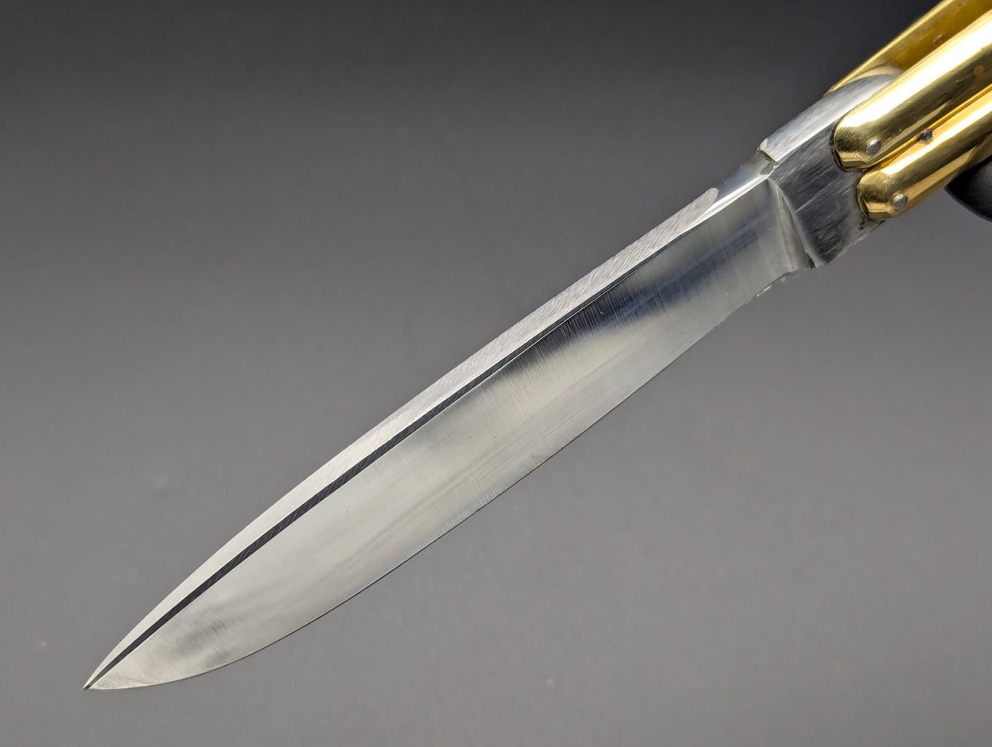11" JIGGED COWBONE BRASS FHM BALI KNIFE DROP POINT