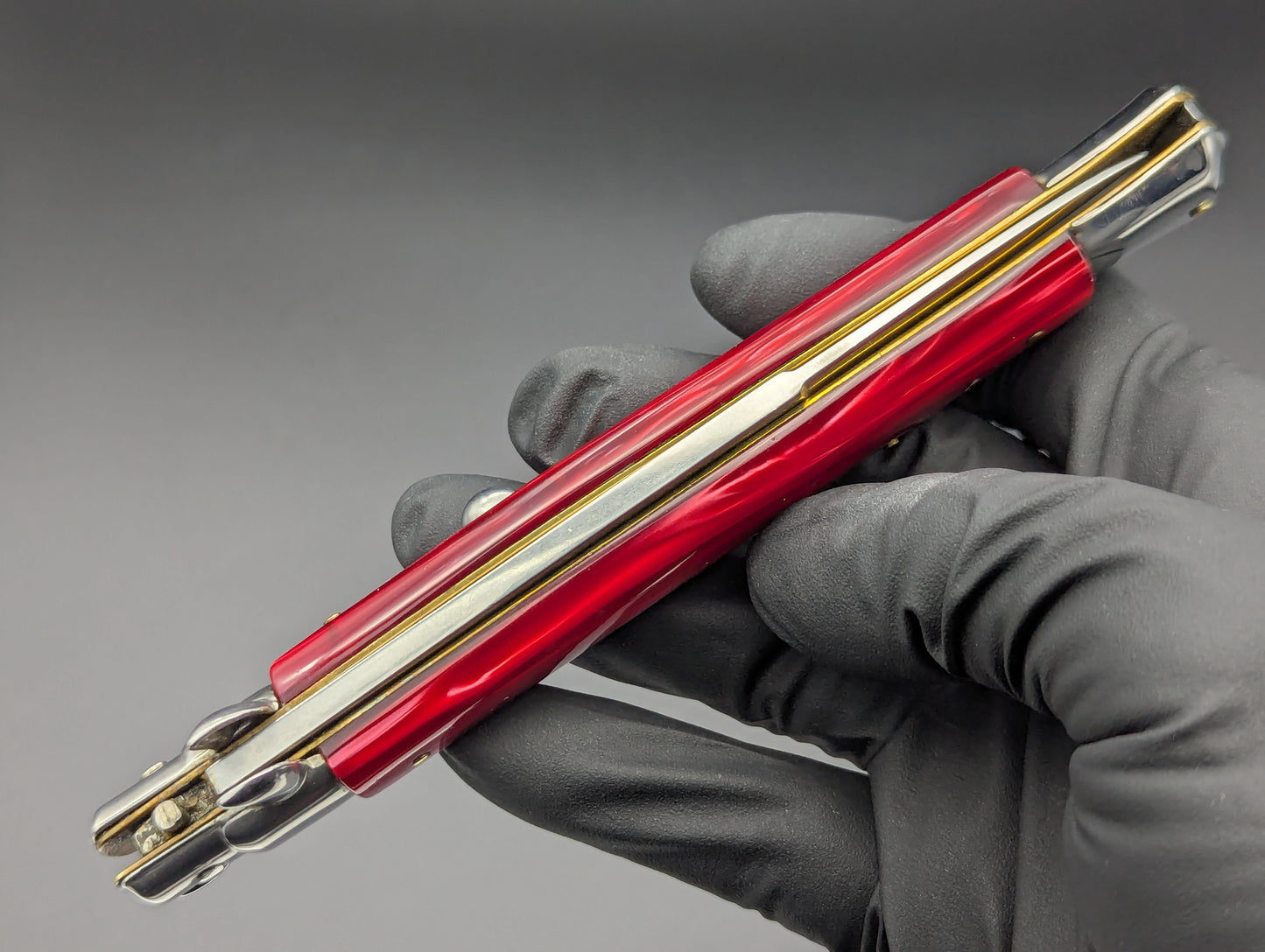 VINTAGE 11" RED ACRYLIC 'STILETTO SICILIANO' HANDMADE ITALIAN STILETTO