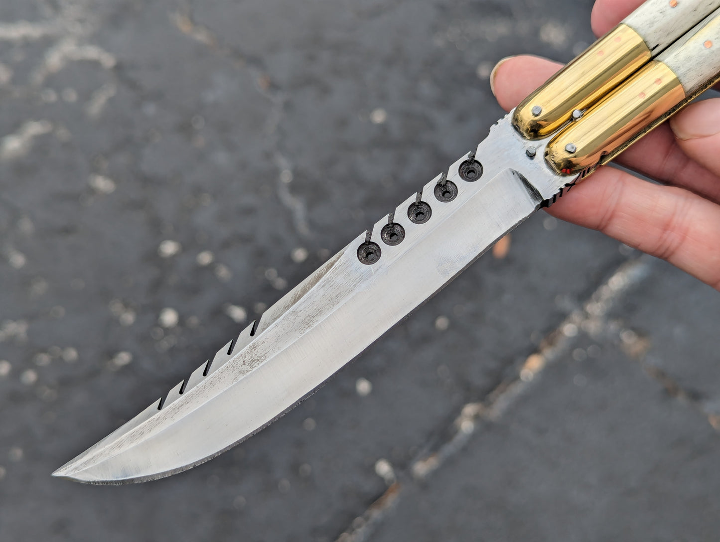 29 CM FHM WHITE BONE/ BLACK HORN BALISONG RAMBO