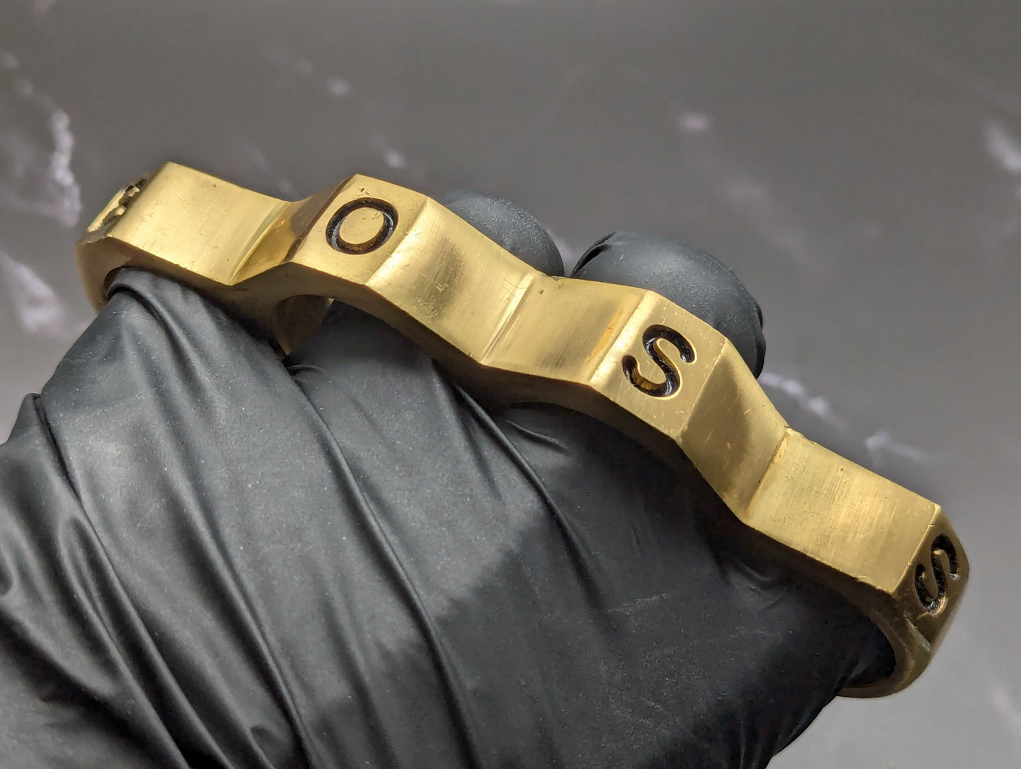 BOSS SOLID CASTED BRASS KNUCKLE DUSTER