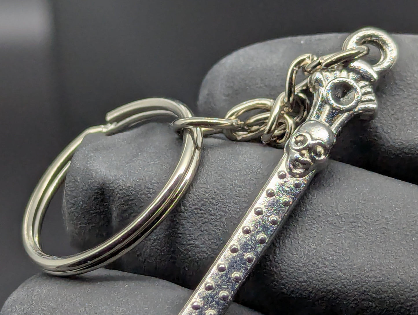 SILVER BLING SKULL MAGIC PARTY SPOON KEYRING