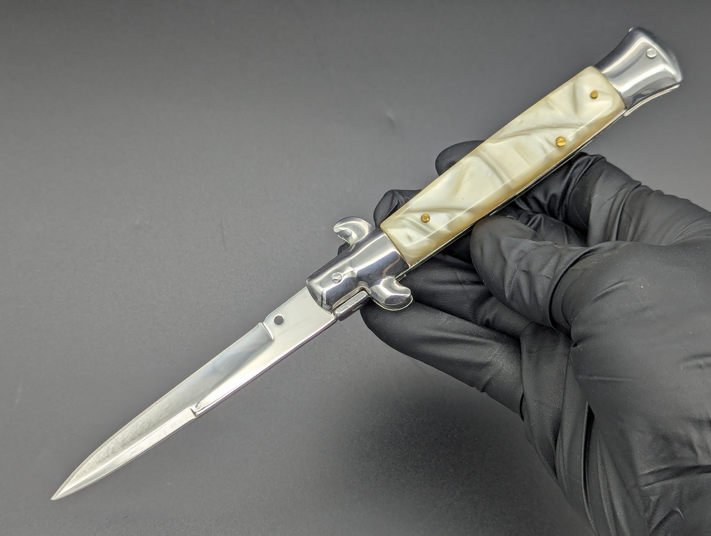9" WHITE PEARL BAYO BLADE ITALIAN STYLE STILETTO