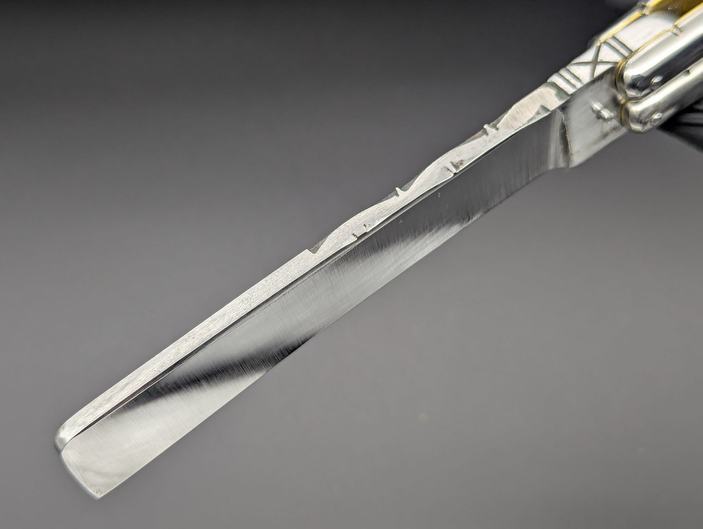 29cm 256g FIESTA STRAIGHT RAZOR FHM BALISONG YELLOW/ RED