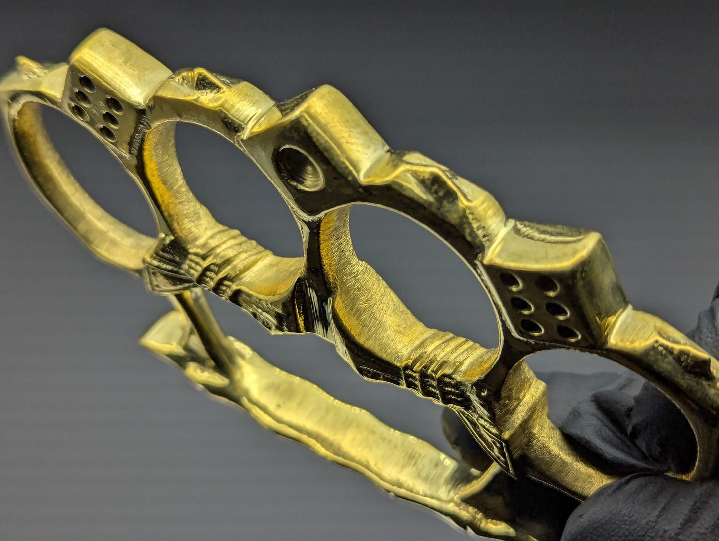 Roll Of The Dice Solid Cast Brass Knuckle Duster