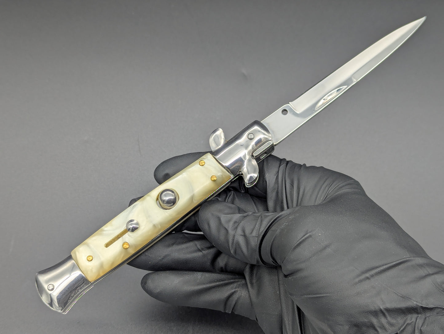9" WHITE PEARL BAYO BLADE ITALIAN STYLE STILETTO