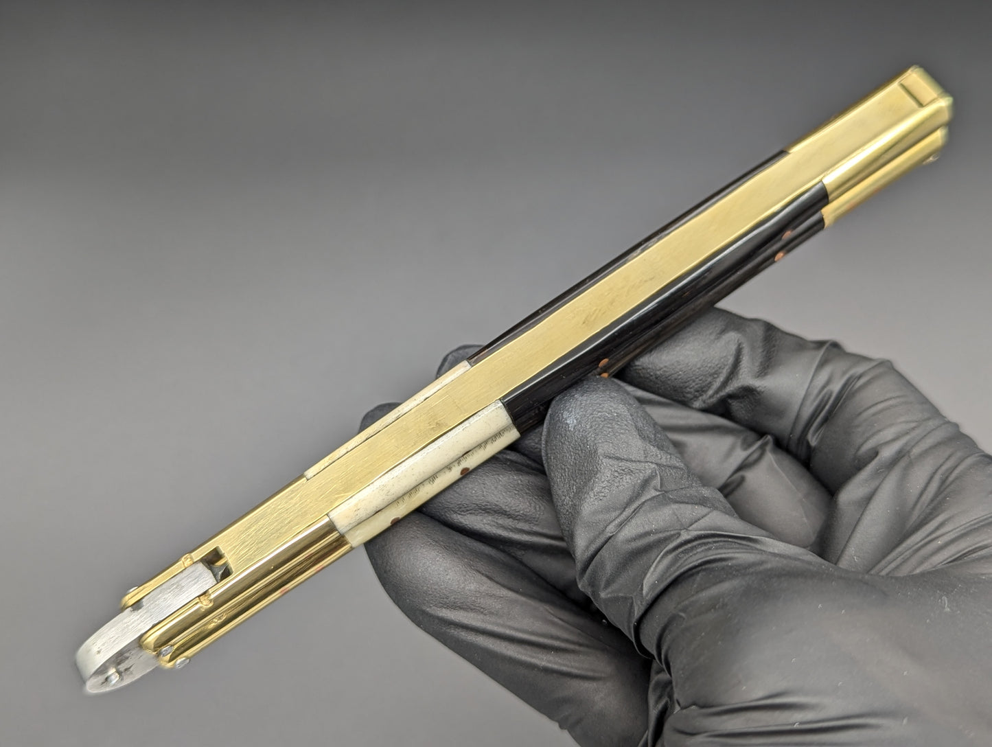 11" ULTRA SLIMLINE 2-TONE BONE & HORN FHM BALISONG CP