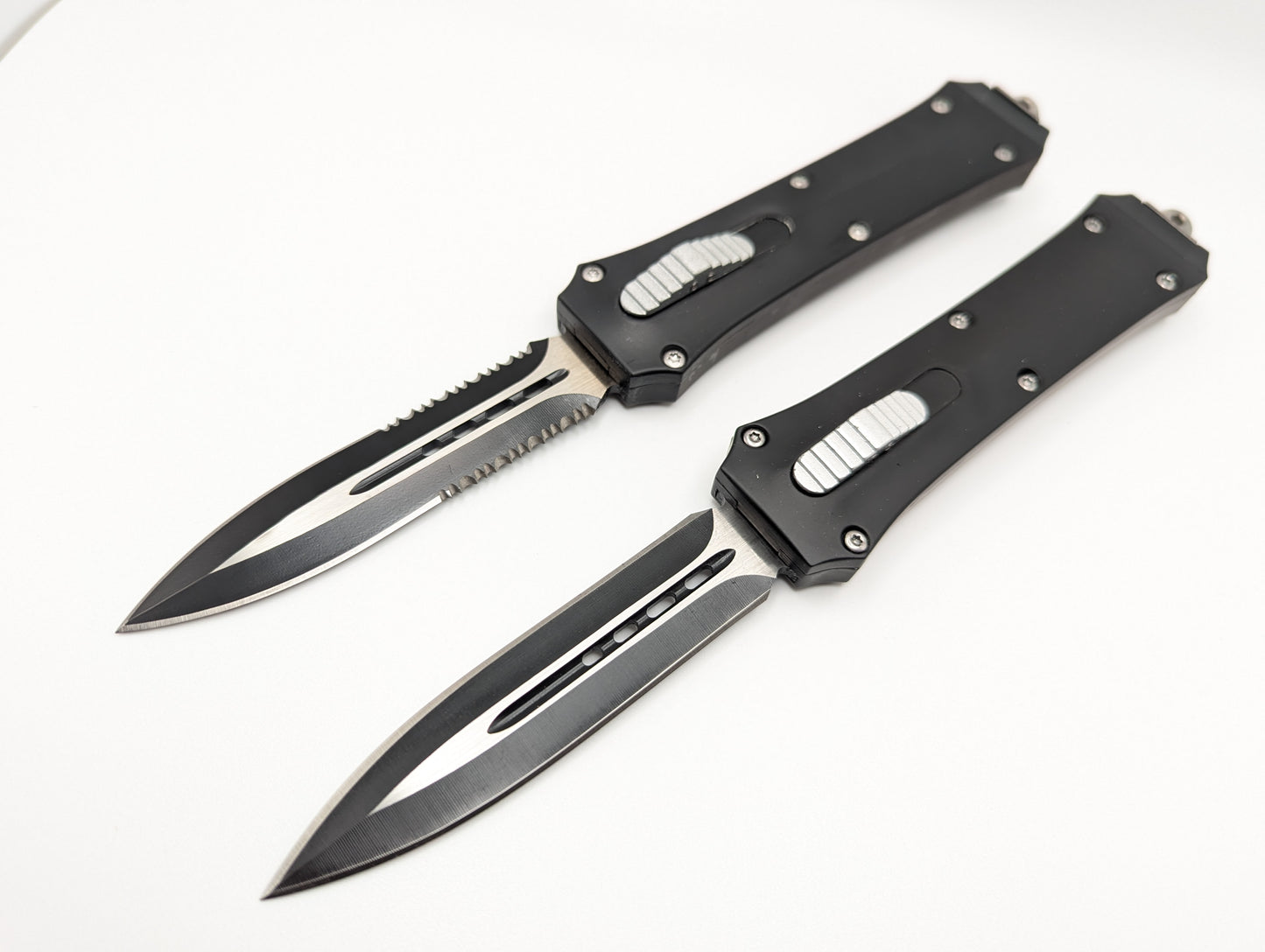 9.5" Gothic Coffin D/A OTF Knife Serrated