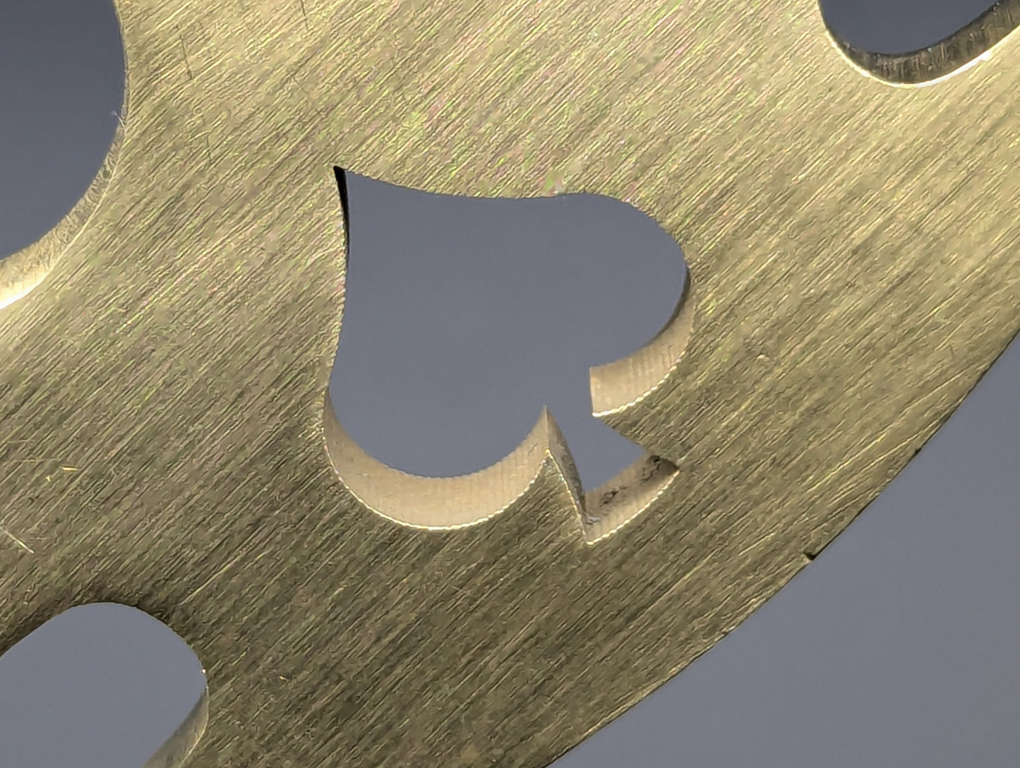 SPIKED SPADE SOLID BRASS KNUCKLE