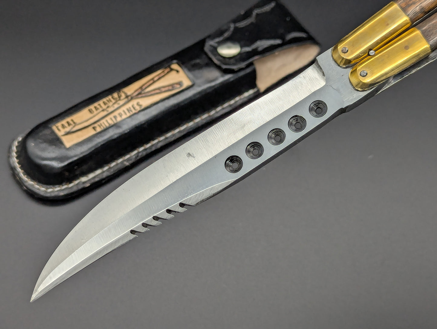 11" JIGGED COWBONE & WOOD FHM BALISONG RAMBO CLIP