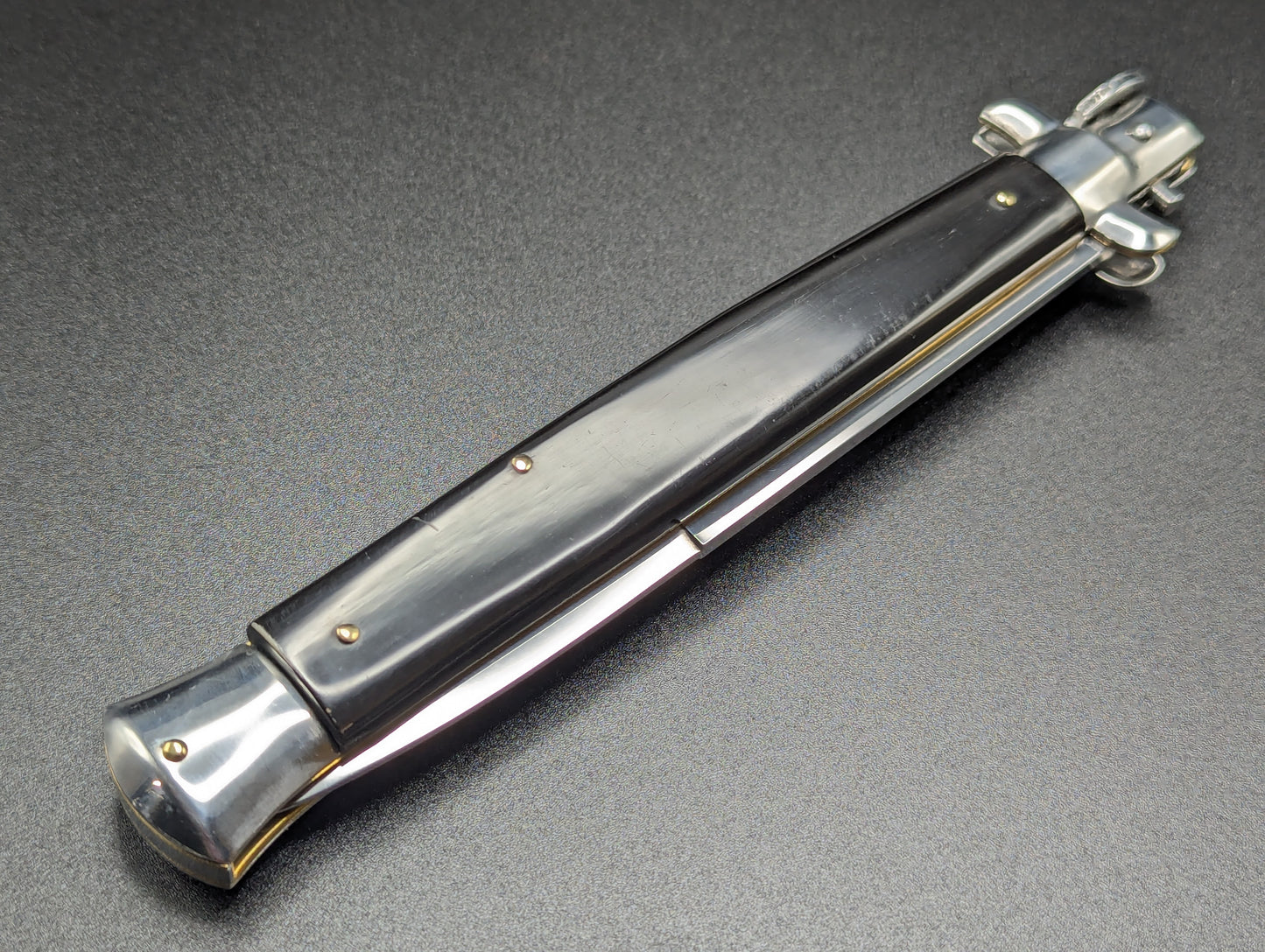 13" FRANK BELTRAME BUFFALO HORN ITALIAN STILETTO