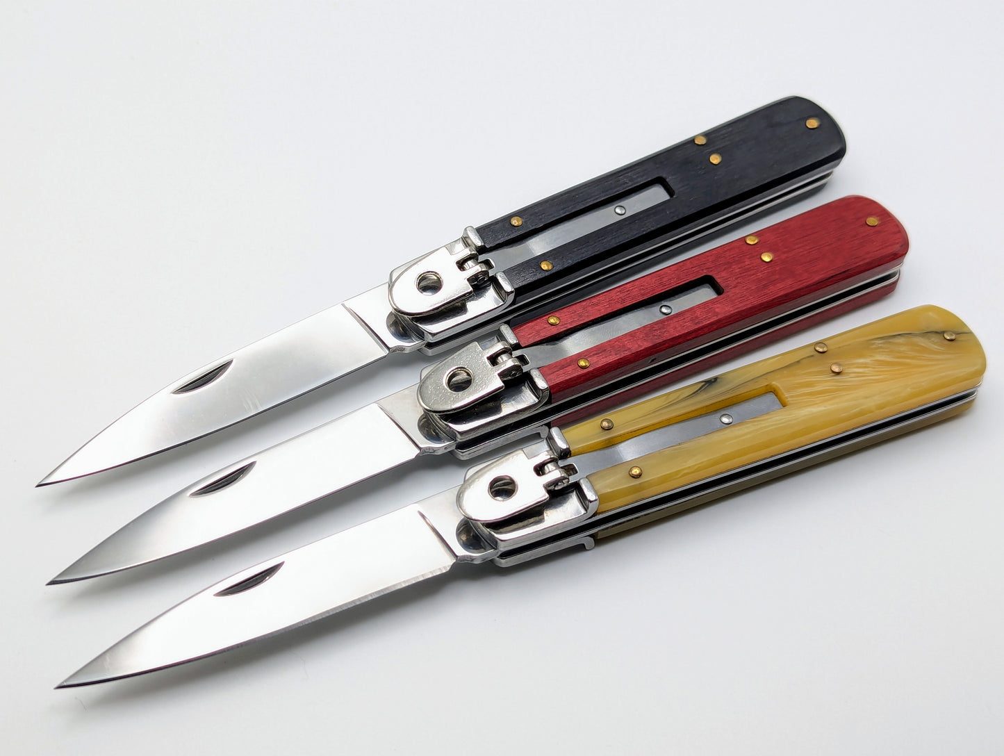 7.5" RED WOOD CLASSIC AUTOMATIC LEVERLOCK KNIFE