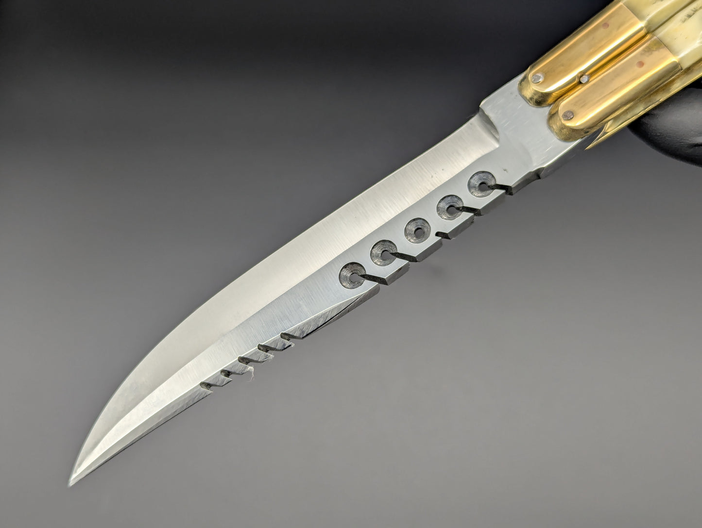 11" JIGGED COWBONE BRASS FHM BALI KNIFE RAMBO CLIP POINT