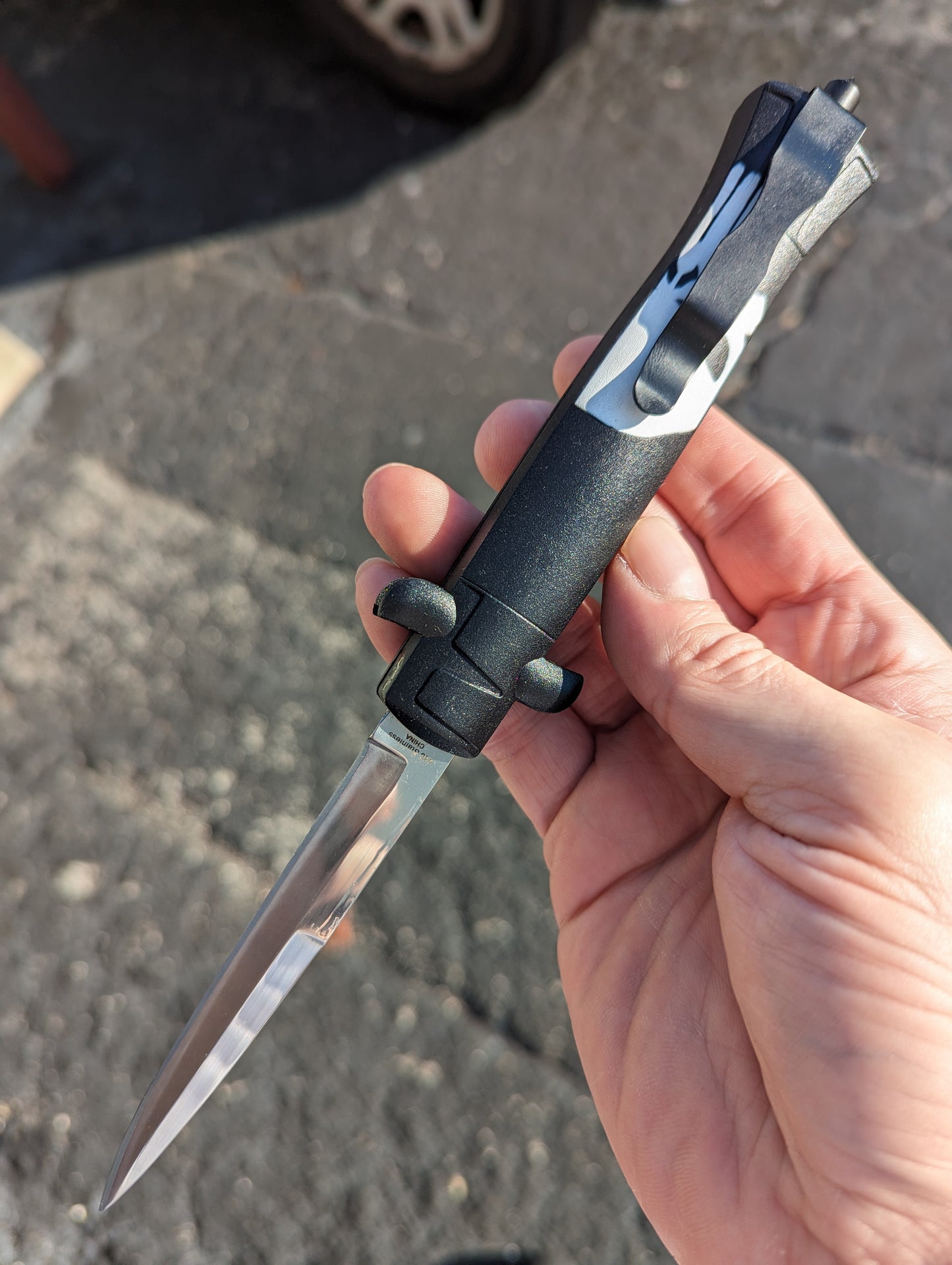 9.5" Composite D/A Punisher OTF Knife