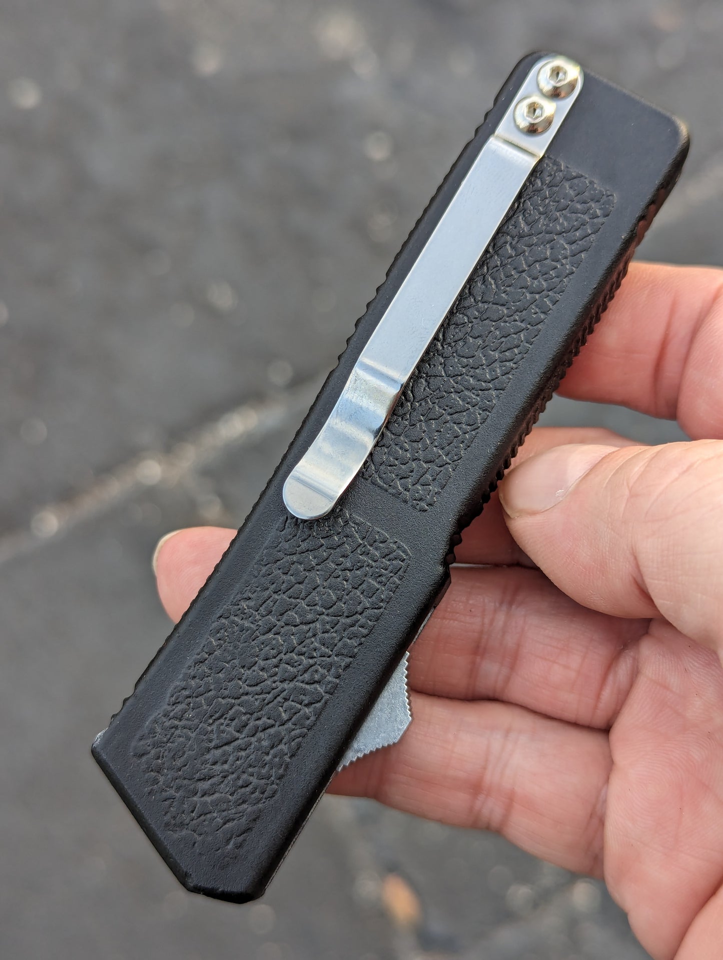 Black Lightning OTF Knife Stainless Clip Point