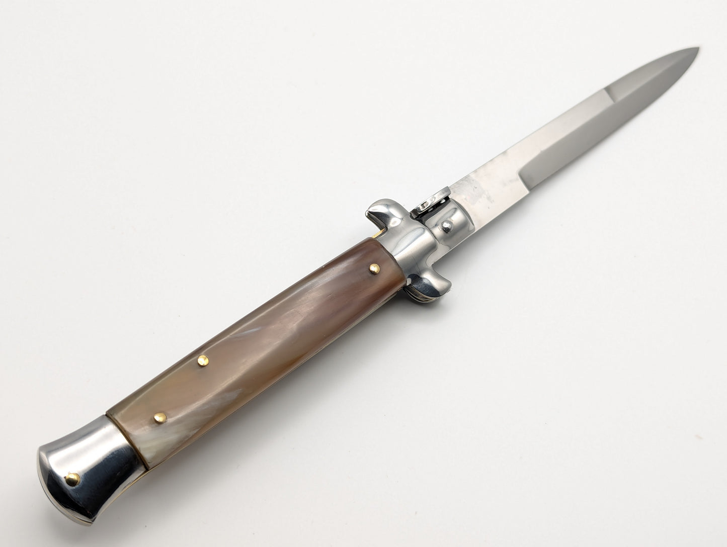 9" Giovanni Beltrame Honey Horn Italian Stiletto Bayo