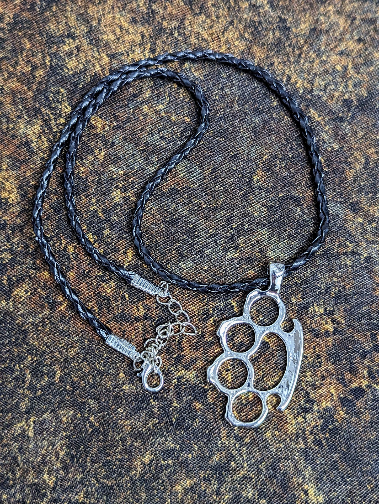 20" CHROME BRASS KNUCKLE DUSTER PENDANT & NECKLACE