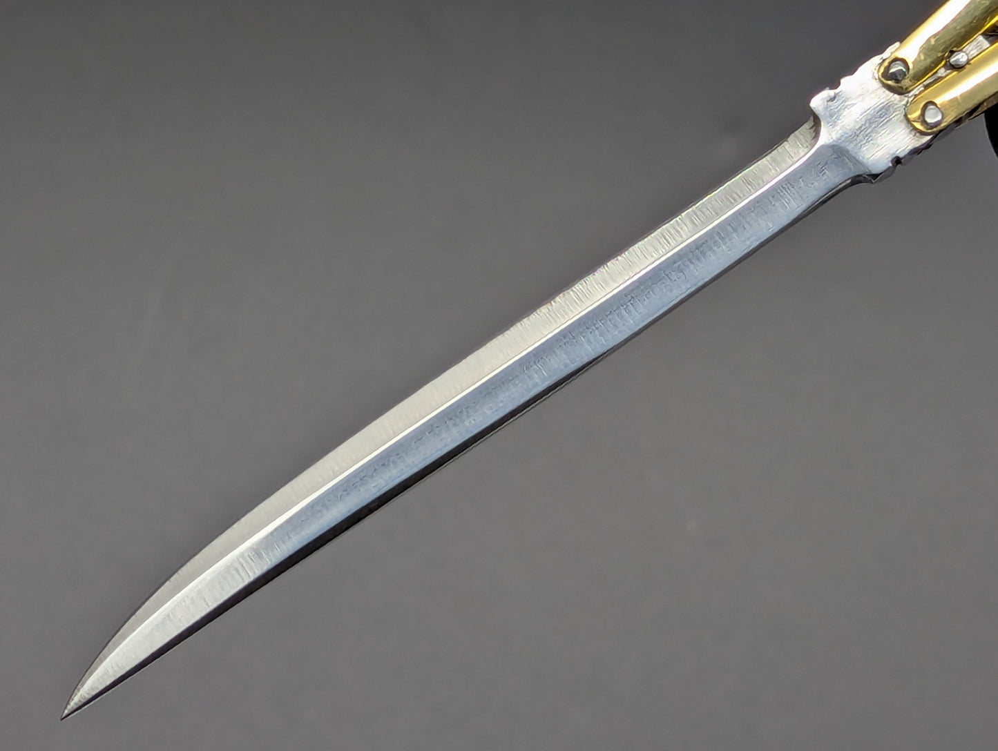 CLIP POINT FHM BRASS & STEEL BALISONG PEN KNIFE