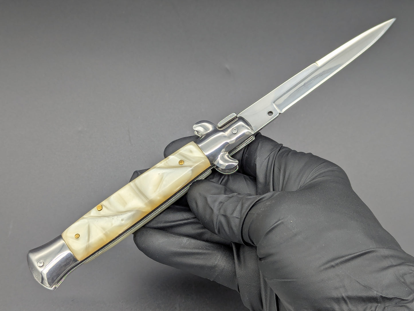 9" WHITE PEARL BAYO BLADE ITALIAN STYLE STILETTO
