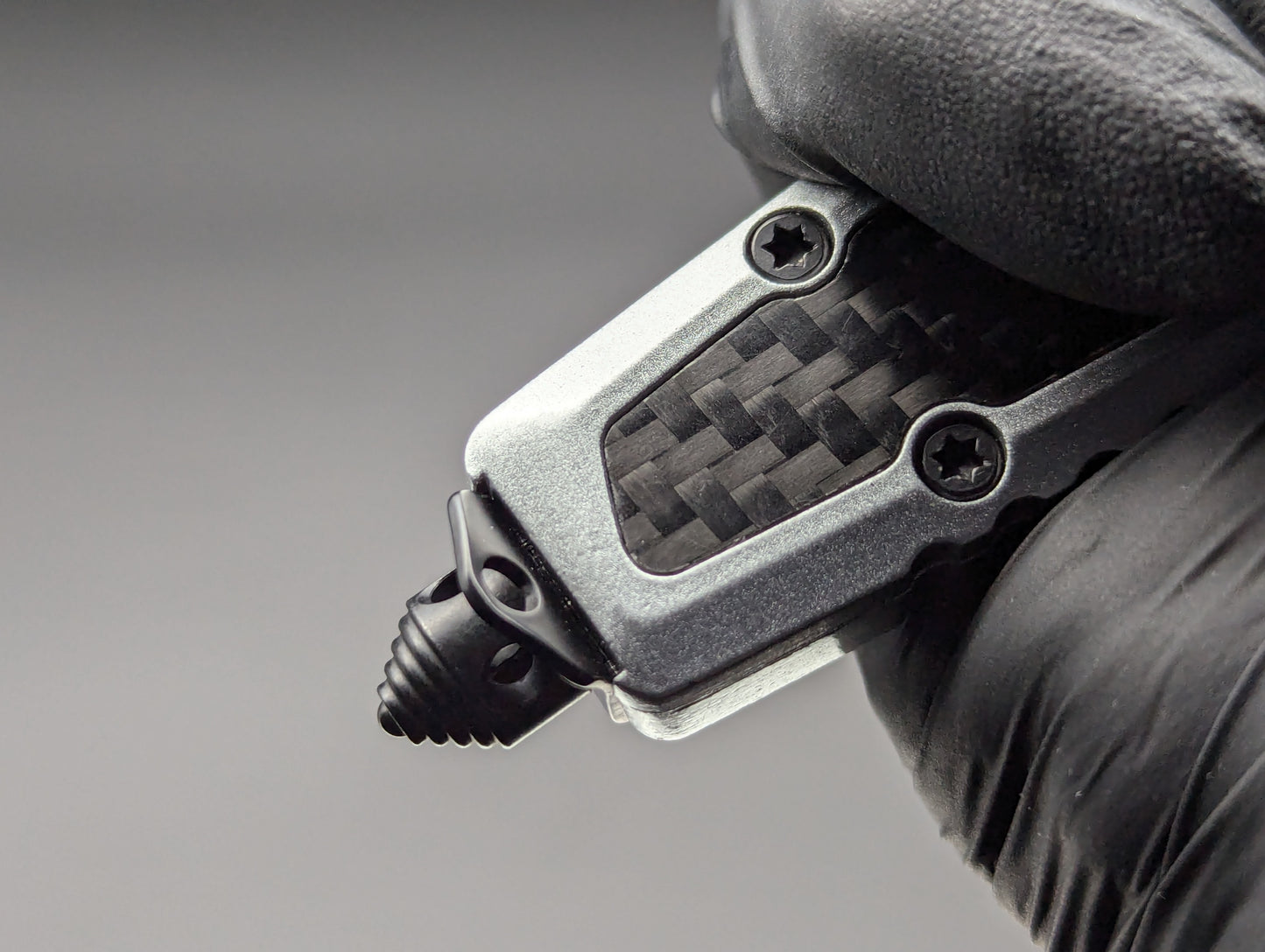SILVER SFK GLASS BREAKER D/A OTF KNIFE BAYONET