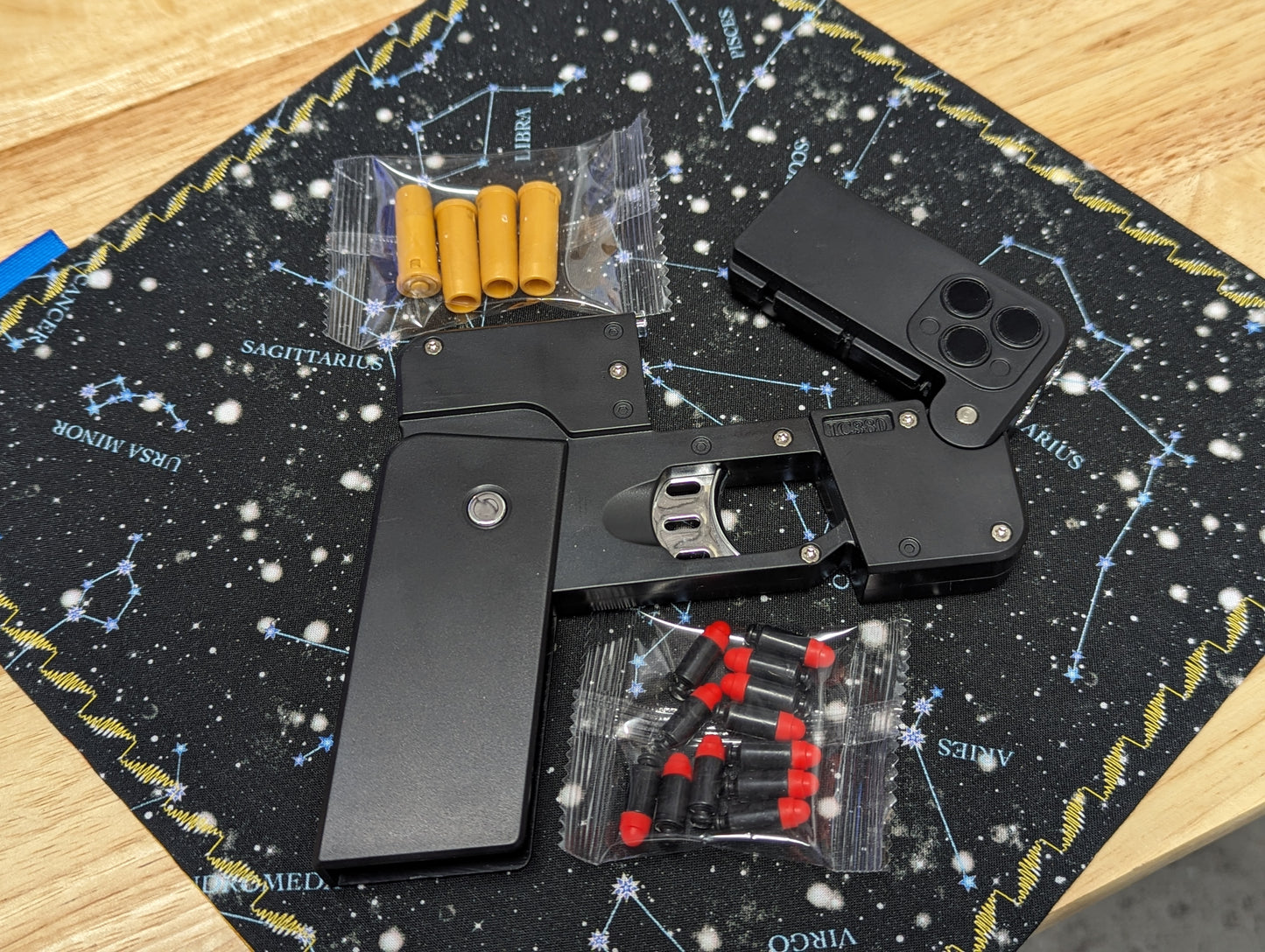 Black Folding Toy Cell Phone Soft Bullet Launcher