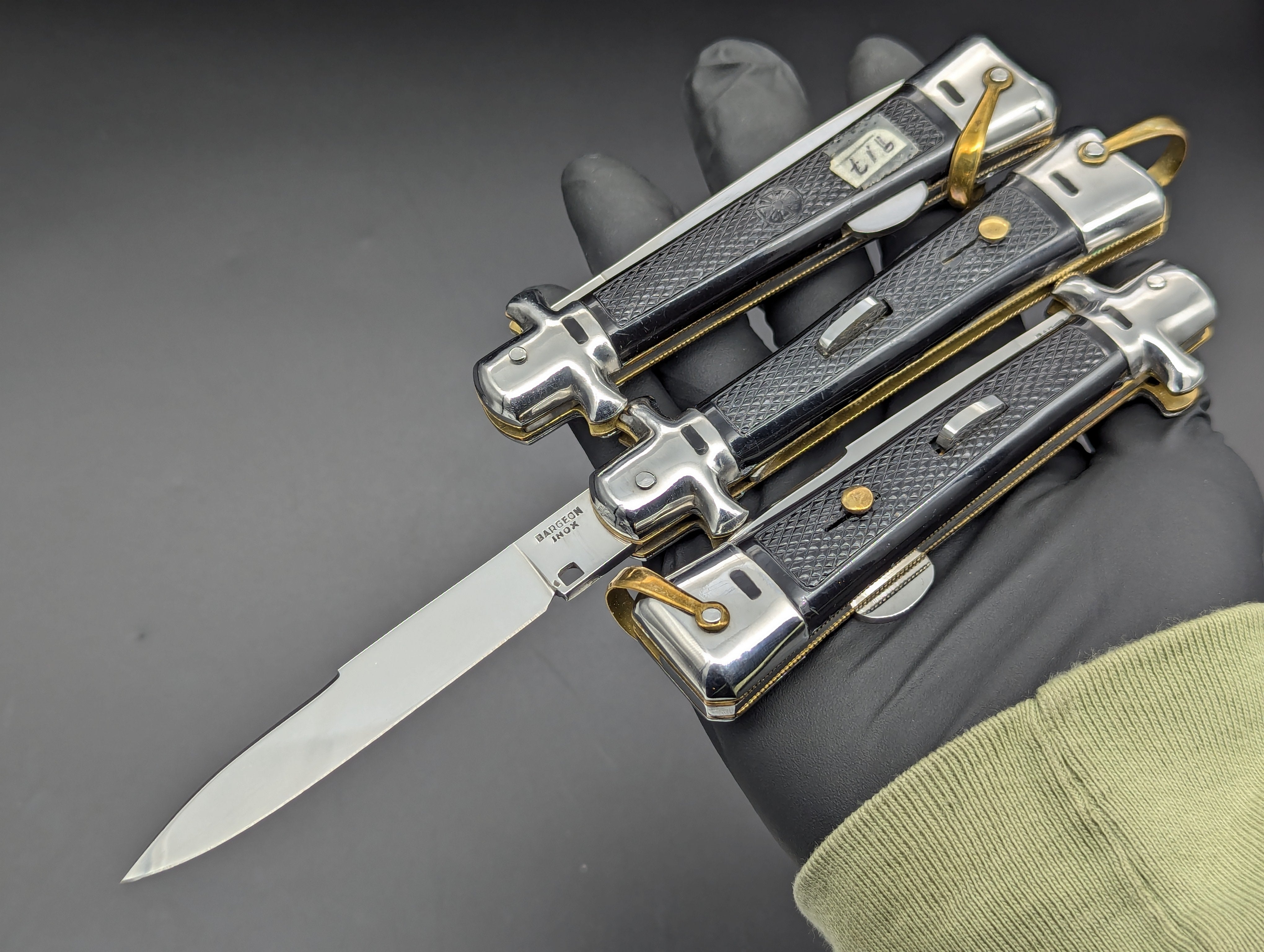 First Switchblade VINTAGE & ANTIQUE SWITCHBLADE KNIVES – Page 7 – LIGHTNING OTF KNIVES