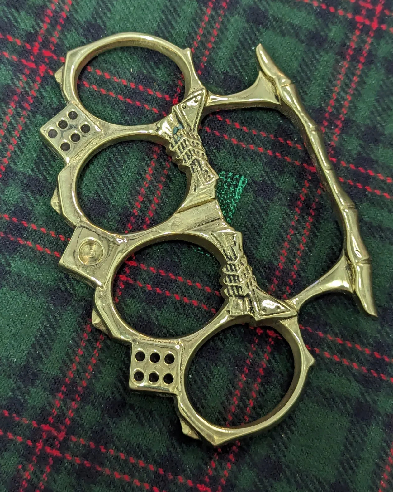 Roll Of The Dice Solid Cast Brass Knuckle Duster