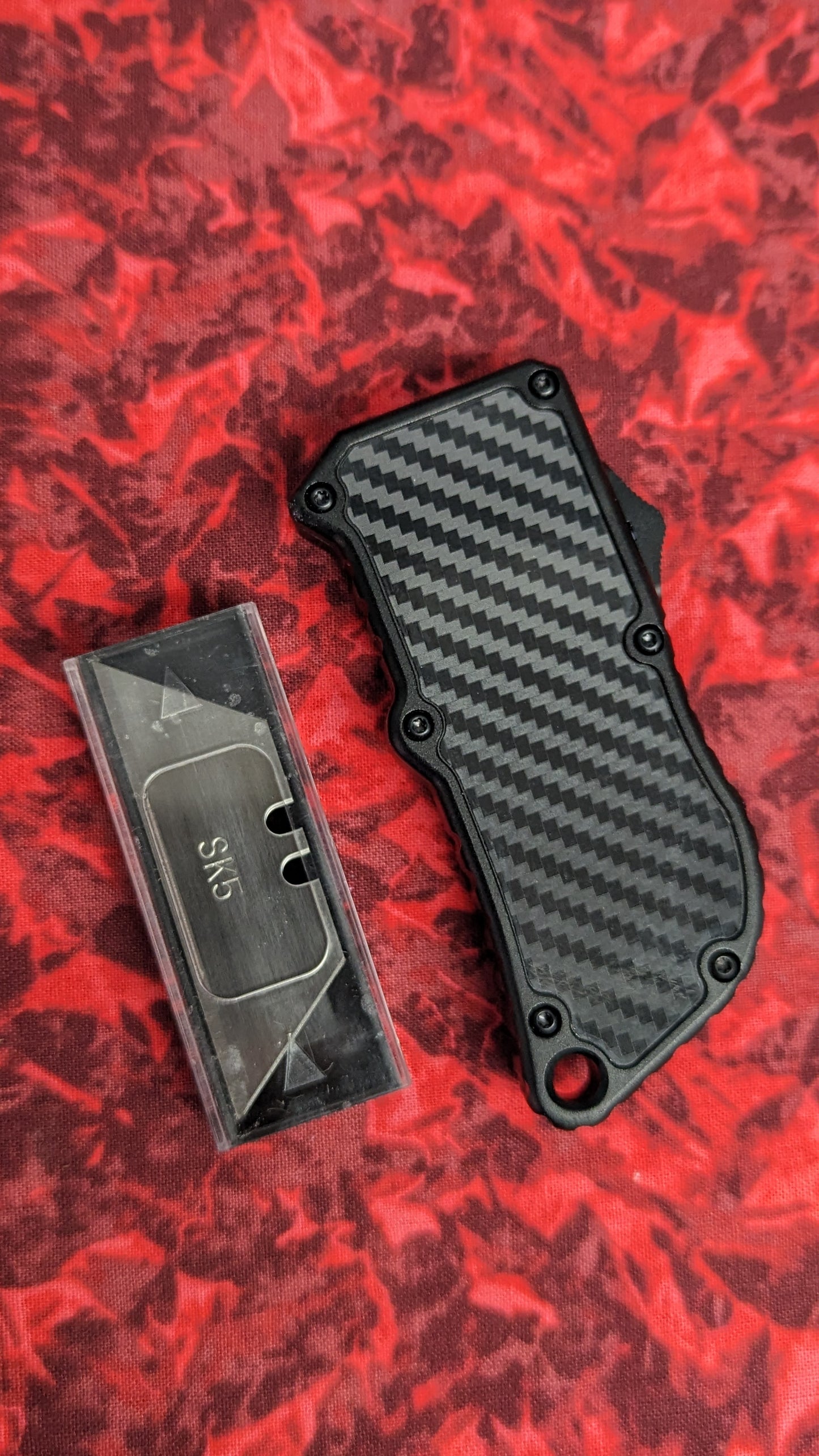 Black Carbon Fiber D/A Box Cutter OTF Knife