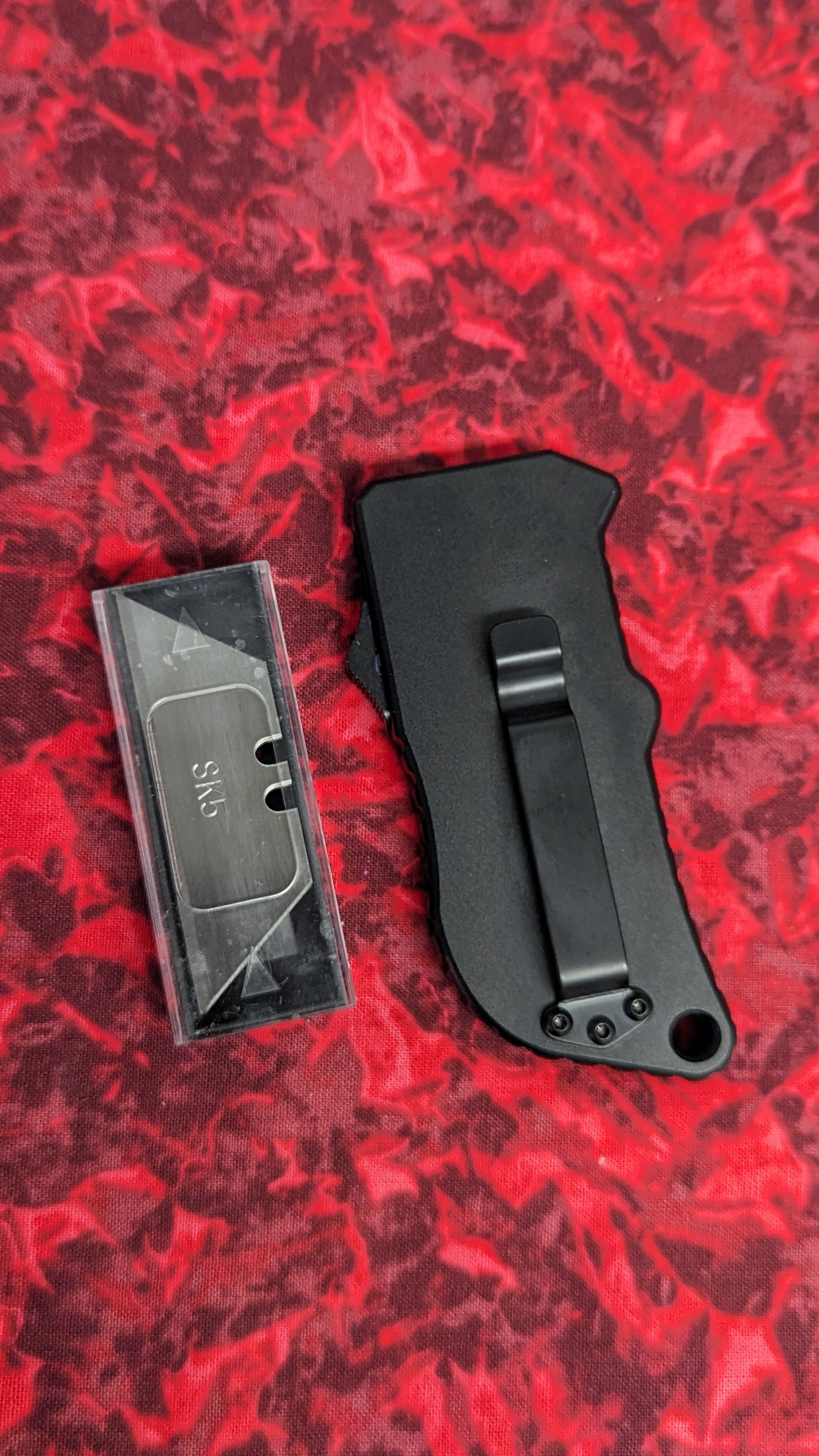 Black Carbon Fiber D/A Box Cutter OTF Knife