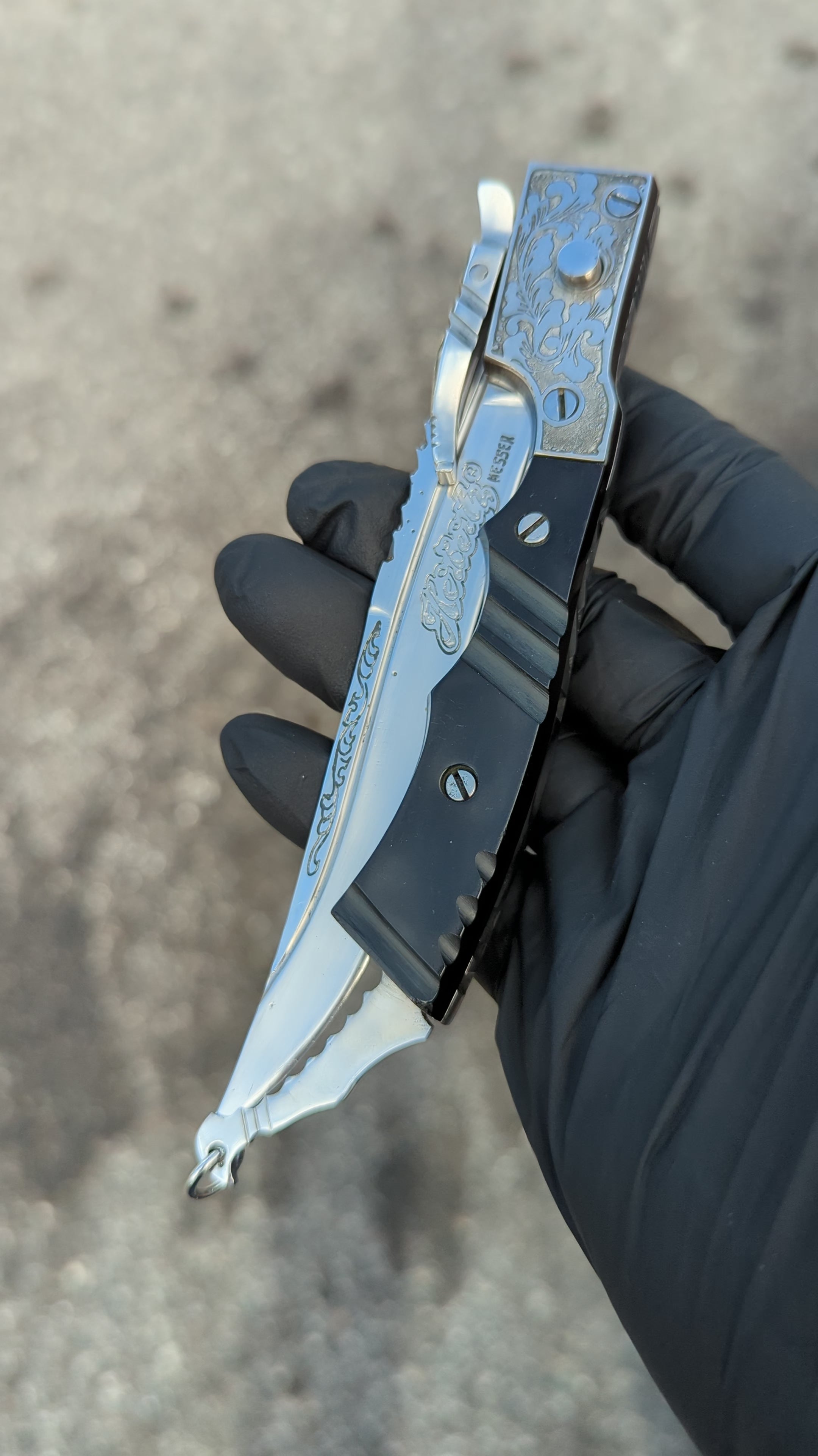 RUSSIAN PRISON MADE SWINGUARD SWITCHBLADE KNIFE 