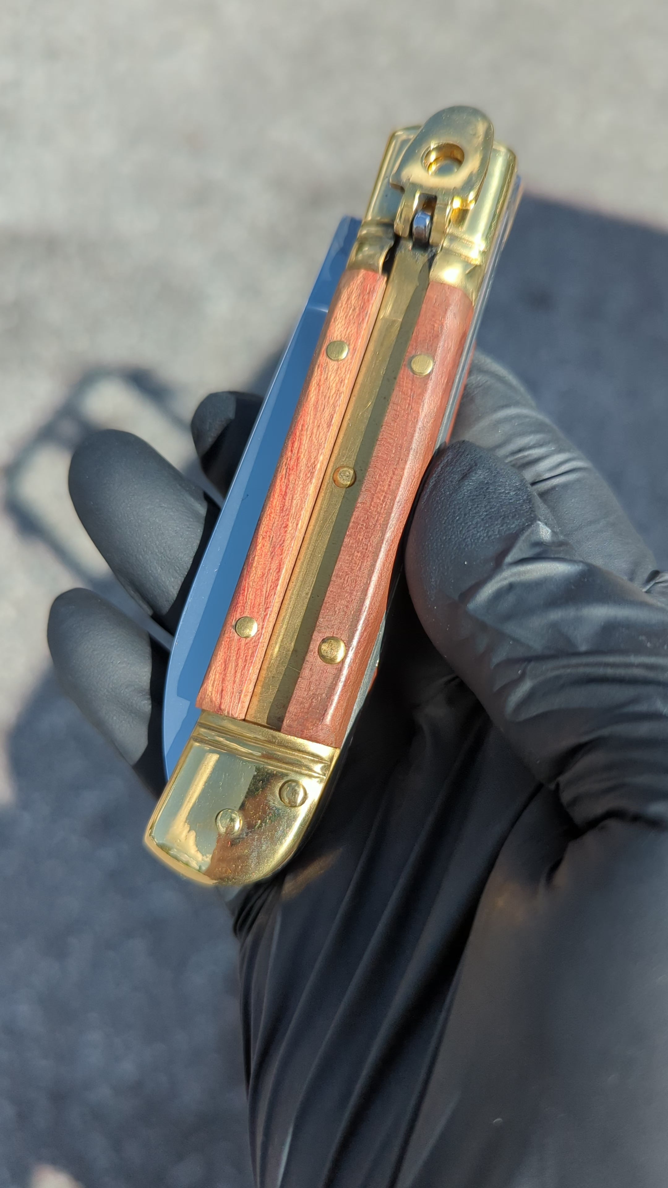 VITYAZ BRASS & WOOD LEVERLOCK SWITCHBLADE KNIFE – LIGHTNING OTF KNIVES