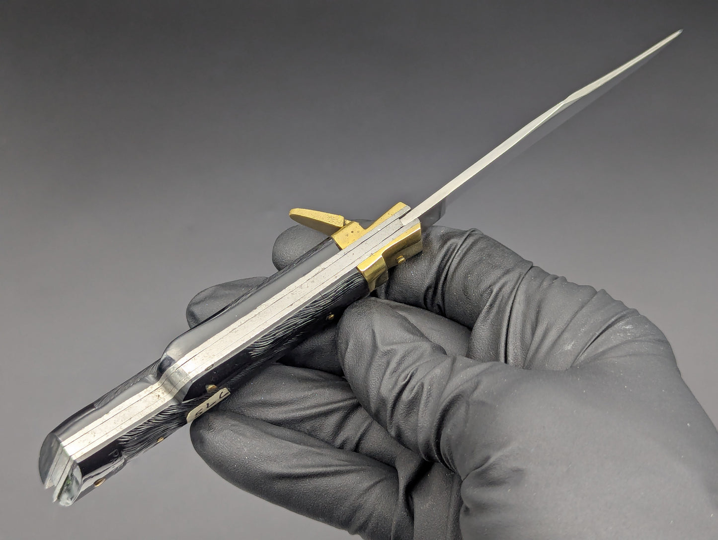 VINTAGE JAPANESE DEER FOOT SWITCHBLADE KNIFE