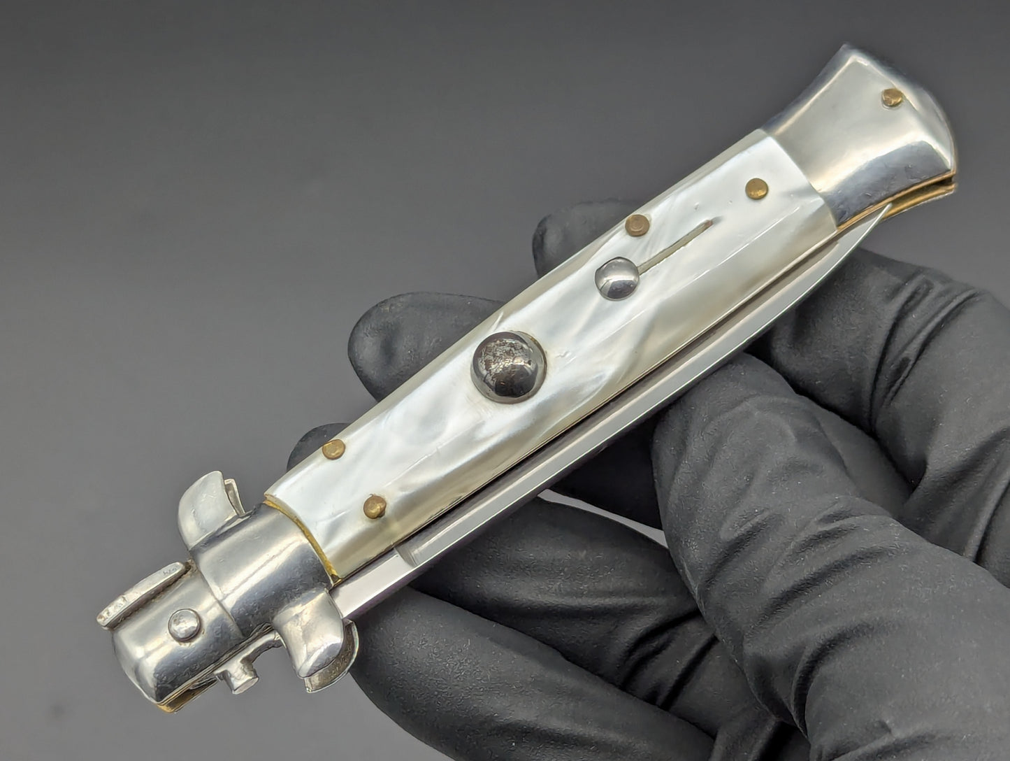 7.75" B ROSTFREI BELTRAME FAUX PEARL ITALIAN STILETTO