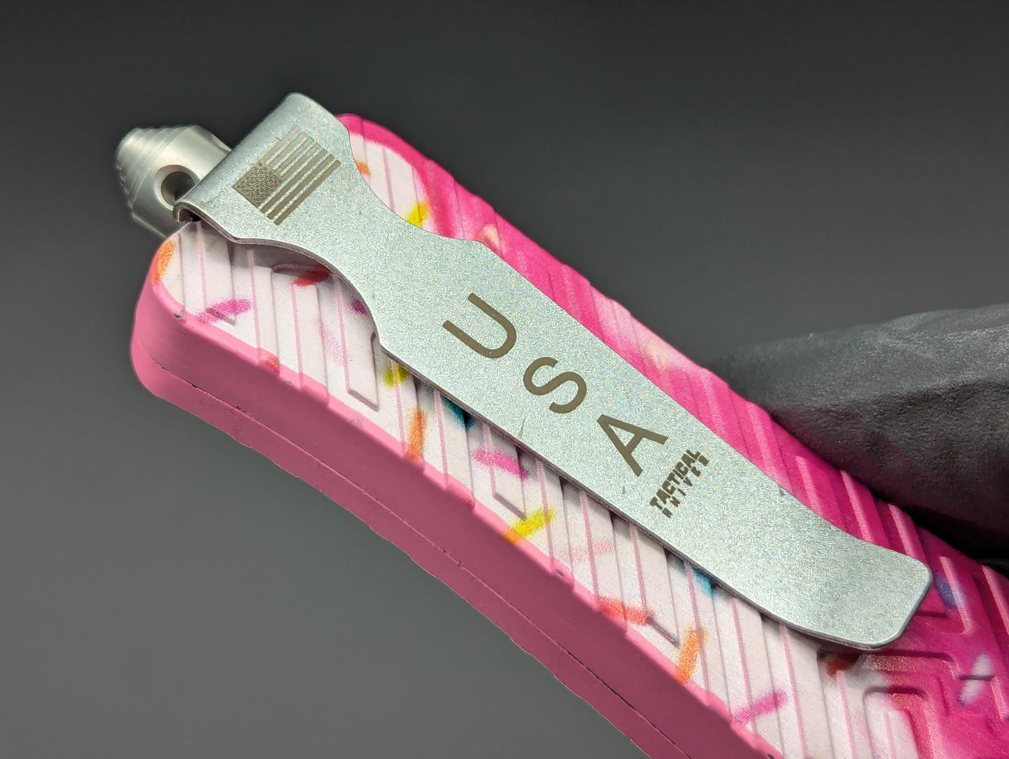 STRAWBERRY DRIP ICE CREAM SPRINKLES D/A OTF KNIFE