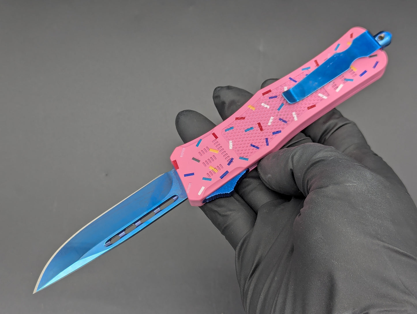 8.25" PINK SPRINKLE DONUT D/A AUTOMATIC OPENING OTF KNIFE