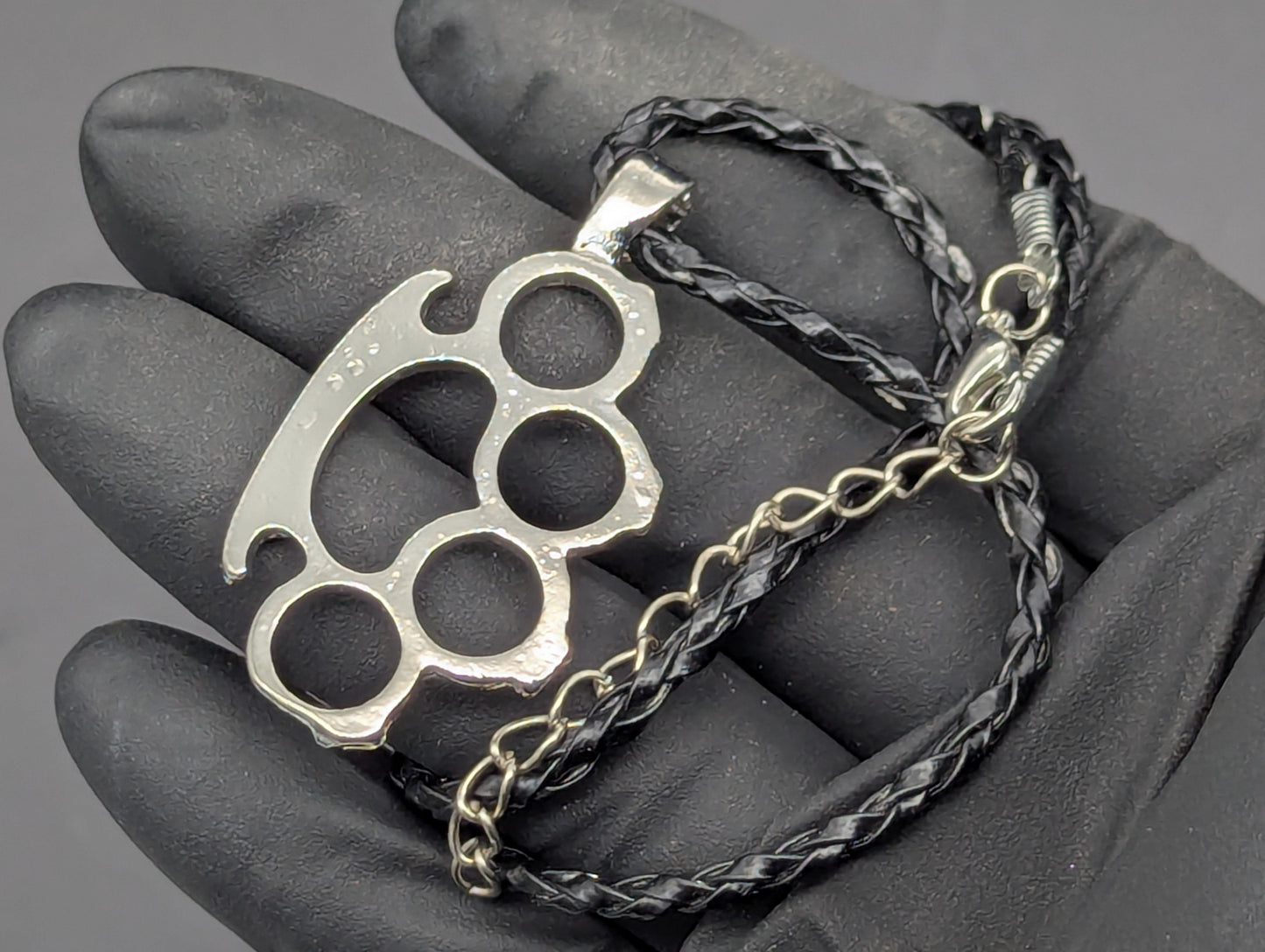20" CHROME BRASS KNUCKLE DUSTER PENDANT & NECKLACE