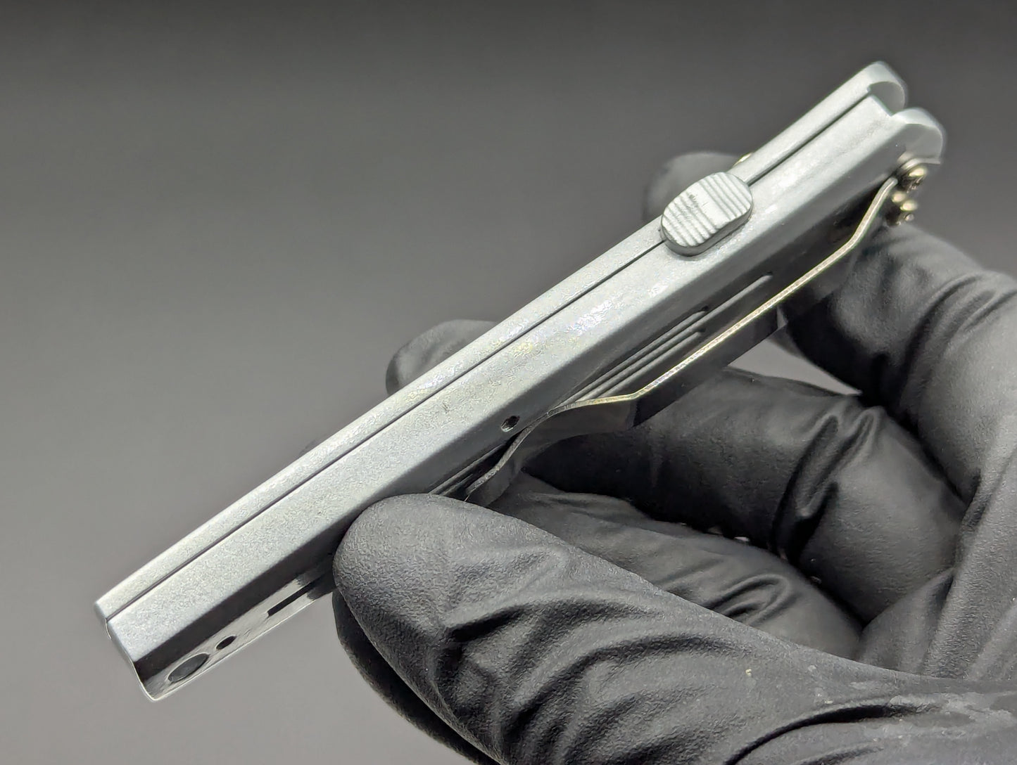 NOS SILVER EAGLE AUTOMATIC KNIFE w/ SAFETY